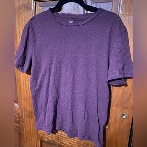 H&M Purple/maroon Women’s crew neck size Medium